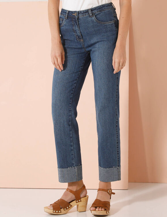 Jean droit à revers 7/8ème, taille haute (stone used) Jean droit à revers 7/8ème, taille haute (stone used)